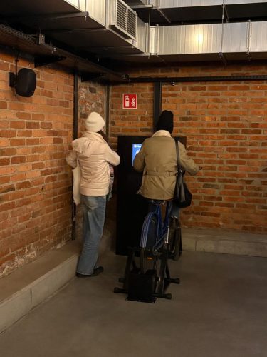 Edukacyjna podróż w głąb historii w ramach przedsięwzięcia MEN „Wyjście z klasą”