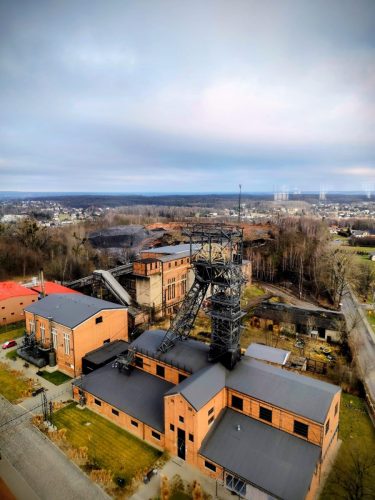 Edukacyjna podróż w głąb historii w ramach przedsięwzięcia MEN „Wyjście z klasą”