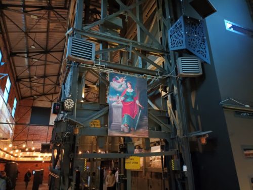 Edukacyjna podróż w głąb historii w ramach przedsięwzięcia MEN „Wyjście z klasą”