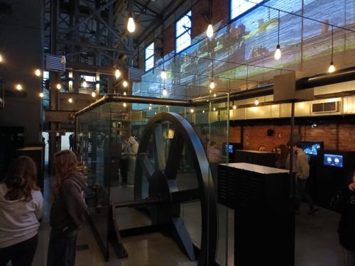 Edukacyjna podróż w głąb historii w ramach przedsięwzięcia MEN „Wyjście z klasą”