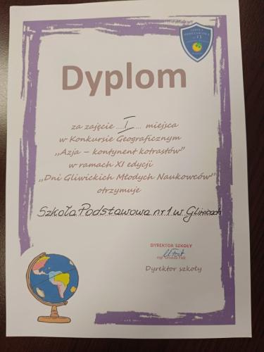 Dyplom za zajęcie I miejsca na olimpiadzie.