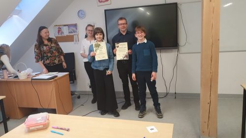 Międzyszkolnym Konkursie Przyrodniczym Obserwujemy przyrodę wokół nas